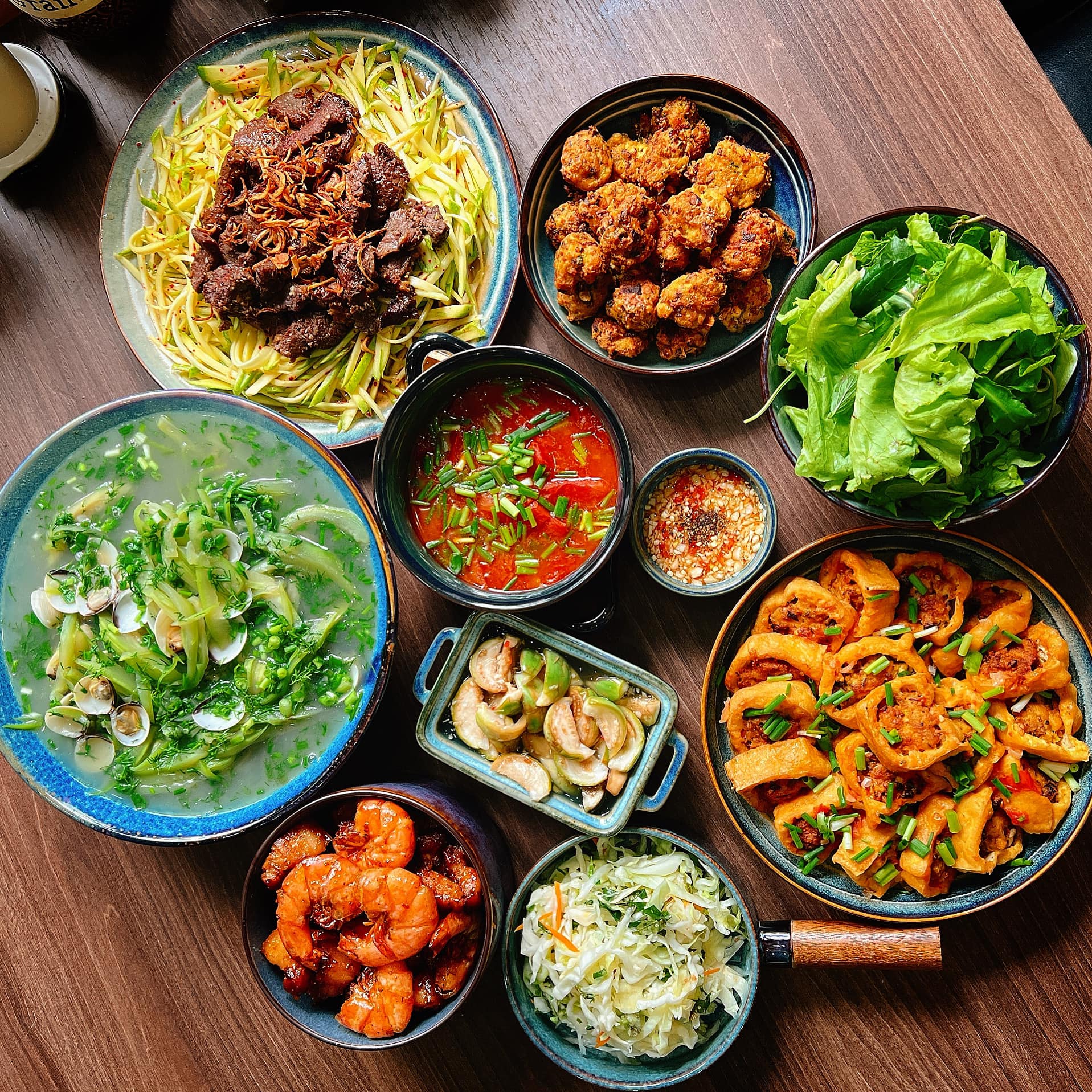 Tối nay chưa biết ăn gì, tham khảo ngay 30 mâm cơm nhà ngon miệng đẹp mắt - 18